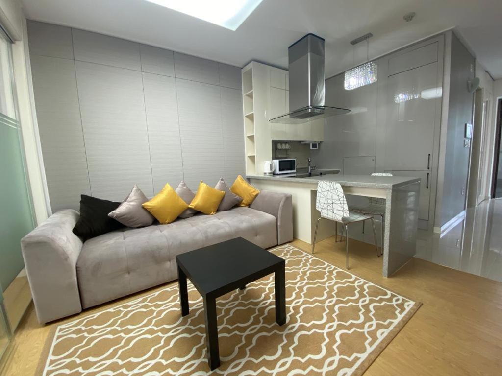 Highvill Luxury Apartments Nur-Sultan  Exterior photo